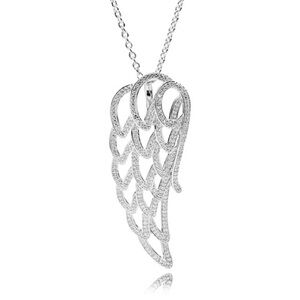Like new PANDORA angel wing pendant